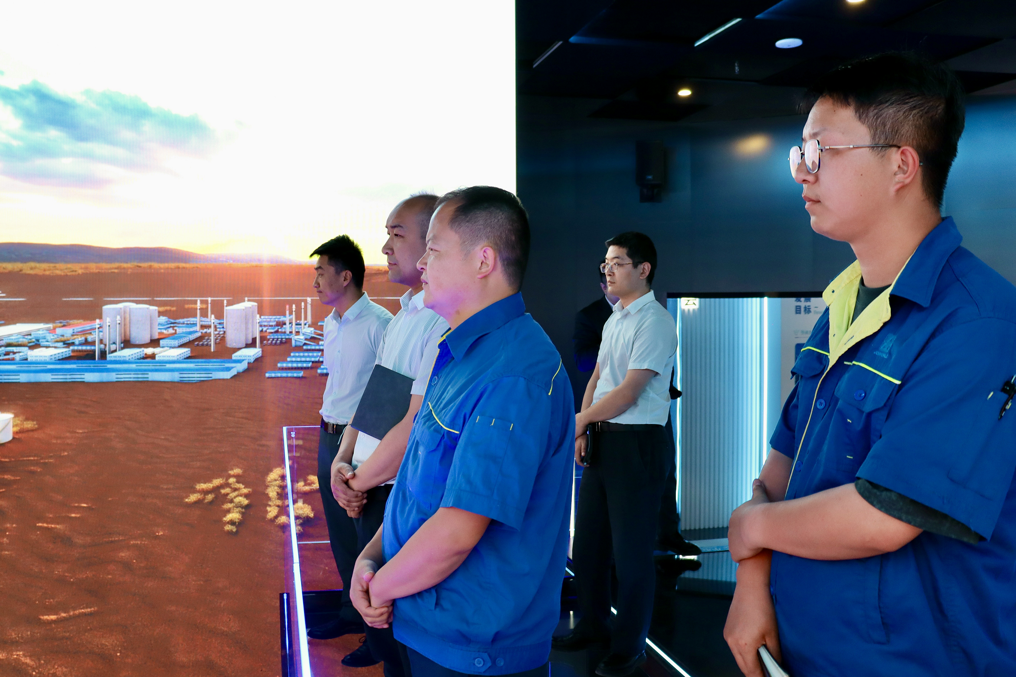 新疆众合热电参访“甘泉云”展厅， 共探数字化能碳管理新路径